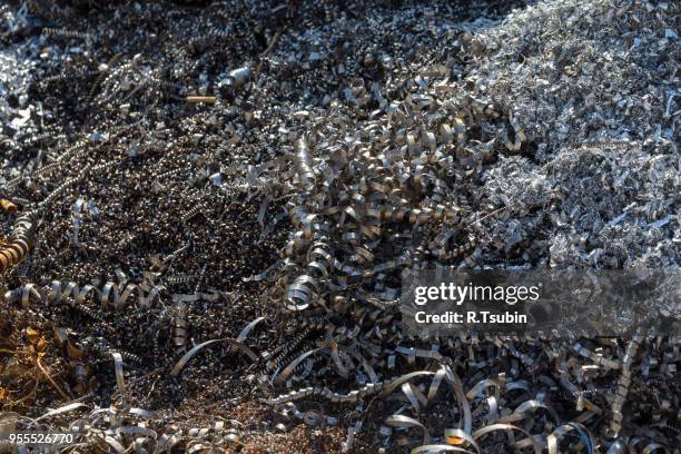 image of a lot of a bright metal shaving - oily slippery stockfoto's en -beelden