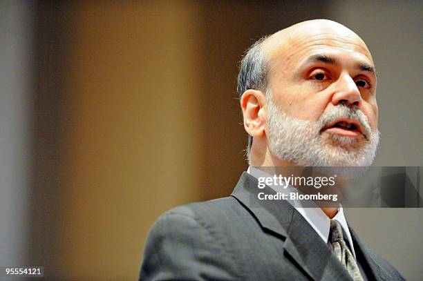 Ben S. Bernanke, chairman of the U.S. Federal Reserve, speaks at the American Economic Association annual meeting in Atlanta, Georgia, U.S., on...