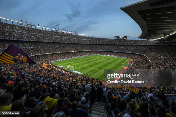 General view of the stadium during the La Liga match between Barcelona and Real Madrid at Camp Nou on May 6, 2018 in Barcelona, Spain.