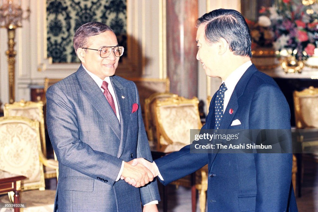 Japanese PM Kaifu Meets Maldives President Gayoom