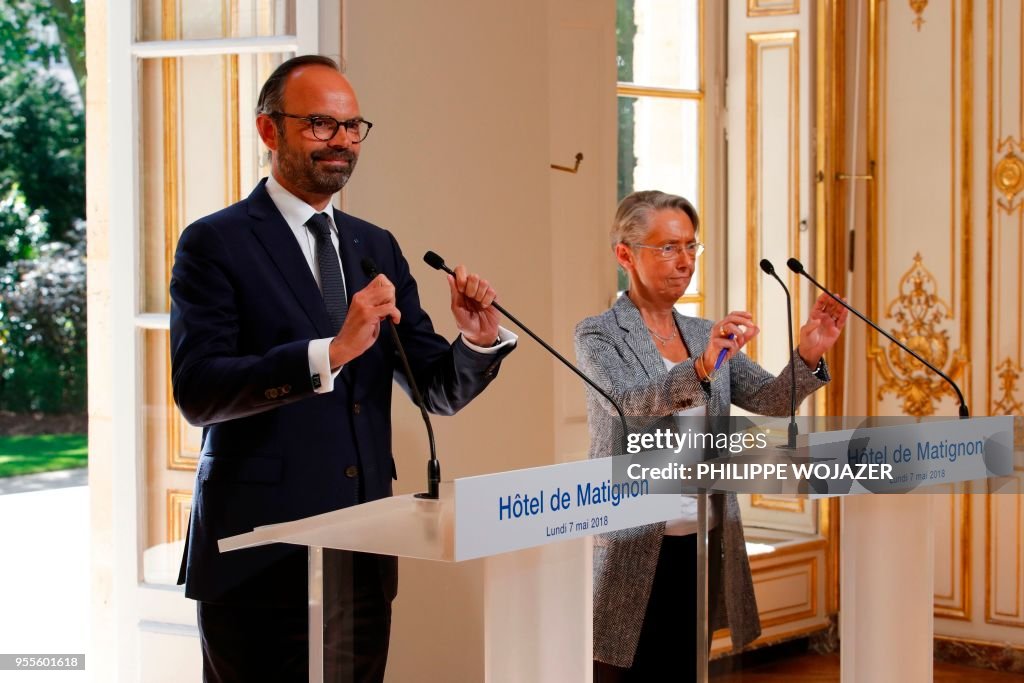 FRANCE-GOVERNMENT-RAIL-LAW-UNIONS