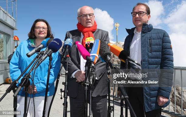 Andrea Nahles , leader of the German Social Democrats and of the SPD Bundestag faction, Volker Kauder , leader of the Bundestag faction of the German...