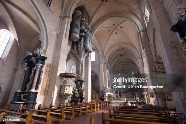 Interior view of the Cathedral of Trier. Cathedral of the Bishop of Trier.