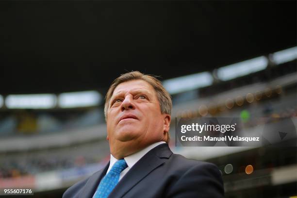 Miguel Herrera, coach of America during the quarter finals second leg match between America and Pumas UNAM as part of the Torneo Clausura 2018 Liga...