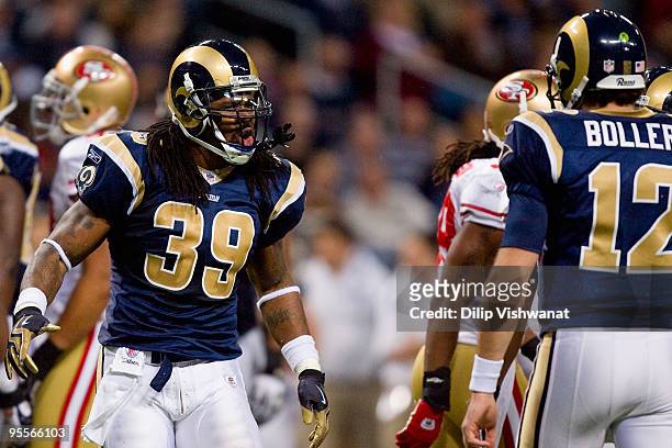 Steven Jackson of the St. Louis Rams yells at teammate Kyle Boller after a botched play against the San Francisco 49ers at the Edward Jones Dome on...