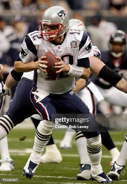 Quarterback Tom Brady of the New England Patriots drops back in the pocket against the Houston Texans at Reliant Stadium on January 3, 2010 in...