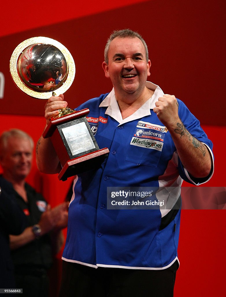 2010 Ladbrokes.com World Darts Championship - Finals