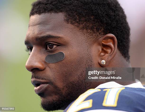 Runningback LaDainian Tomlinson of the San Diego Chargers looks on from the sidelines en route to the Charger's 23-20 win over the Washington...