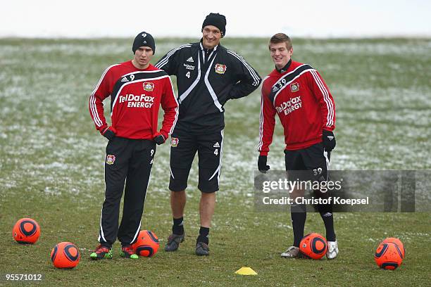 Patrick Helmes, Sami Hyypiae and Toni Kroos attend the training session of Bayer Leverkusen at the training ground on January 4, 2010 in Leverkusen,...