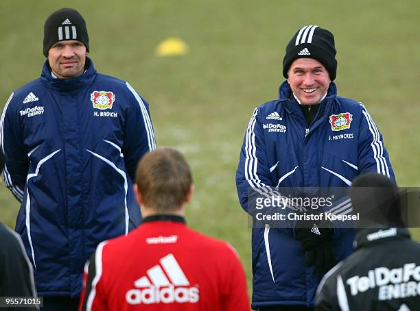 Head coach Jupp Heynckes of Bayer Leverkusen talks to his team during the training session of Bayer Leverkusen at the training ground on January 4,...
