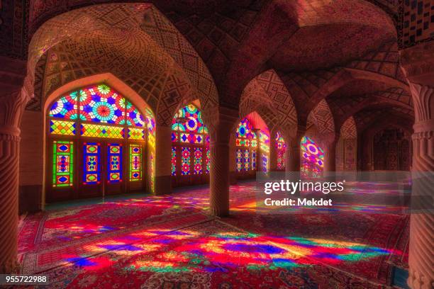 nasir al-mulk mosque (pink mosque), shiraz, iran - ユネスコ世界遺産 ストックフォトと画像