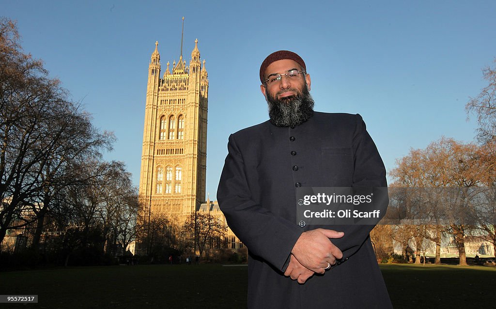 Anjem Choudary Plans Controversial Anti War Parade In Wootton Basset