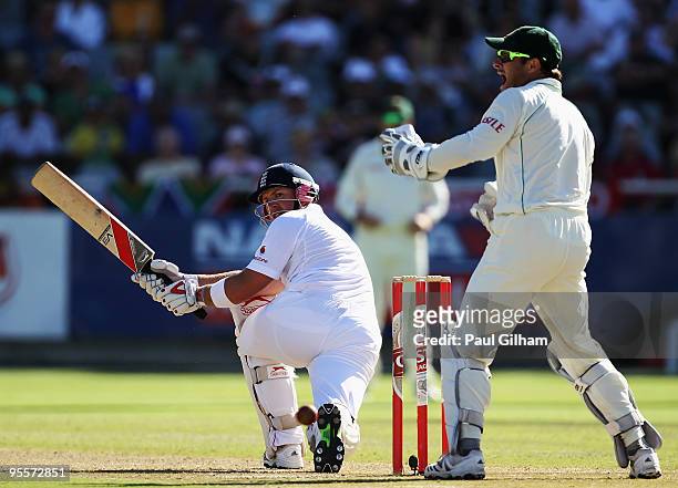 Matt Prior of England hits out during day two of the third test match between South Africa and England at Newlands Cricket Ground on January 4, 2010...