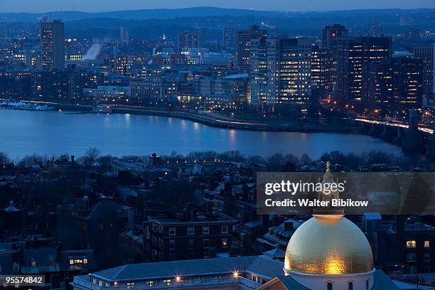 cambridge riverfront at dusk - cambridge river stock pictures, royalty-free photos & images