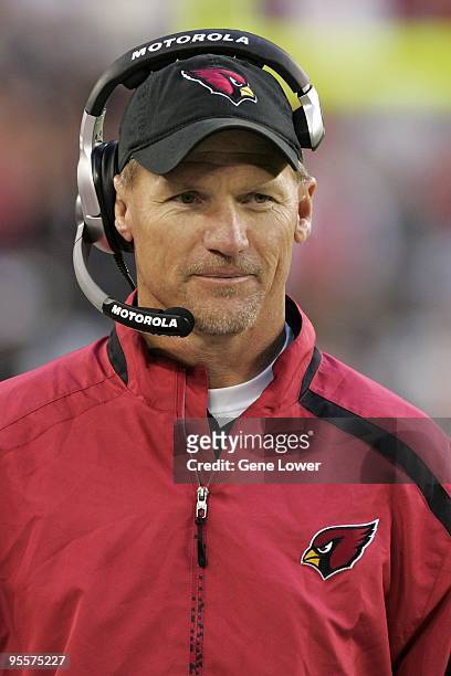 Arizona Cardinals head coach Ken Whisenhunt during a game against the St. Louis Rams at University of Phoenix Stadium on December 27, 2009 in...