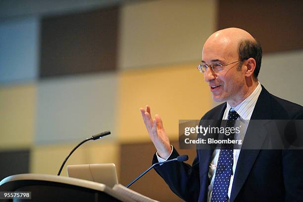 Kenneth Rogg 20 Kenneth S Rogoff Photos & High Res Pictures - Getty Images