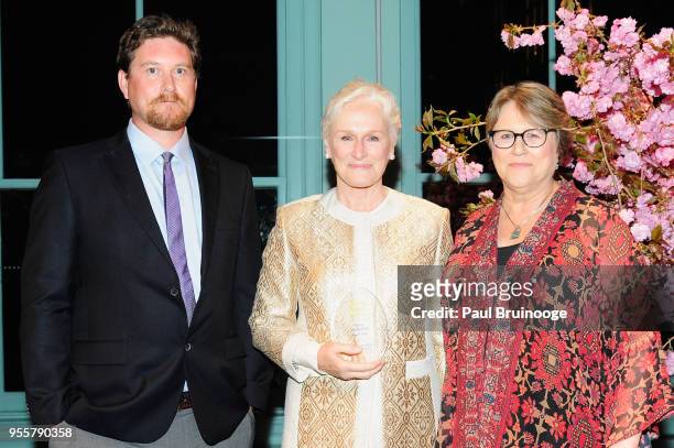 Calen Pick, Honoree and Co-founder of Bring Change 2 Mind Glenn Close, and Jessie Close pose with the Activist Award onstage during the 2018 Change...