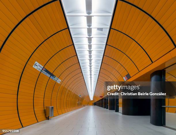 subway station marienplatz, munich - christian beirle gonzález stock pictures, royalty-free photos & images