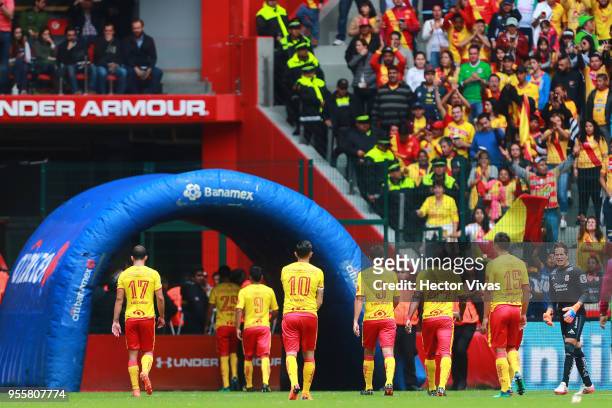 Players of Morelia walk off the field during the quarter finals second leg match between Toluca and Morelia as part of the Torneo Clausura 2018 Liga...