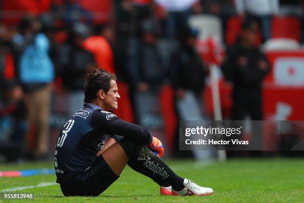 Carlos Sosa goalkeeper of Morelia looks dejected during the quarter finals second leg match between Toluca and Morelia as part of the Torneo Clausura...