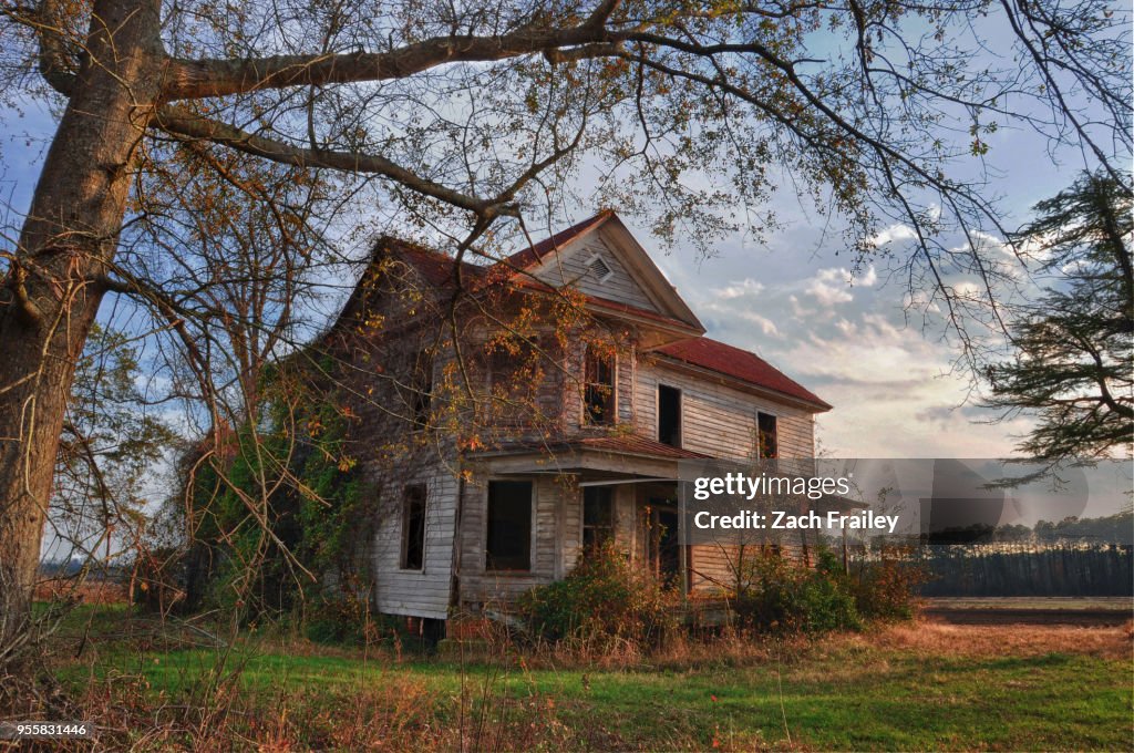 Eastern North Carolina Abandoned Farm House HighRes Stock Photo