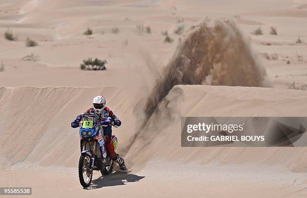 France's David Fretigne rides his Yamaha during the 3rd stage of the Dakar 2010 between La Rioja and Fiambala, Argentina, on January 4, 2010....