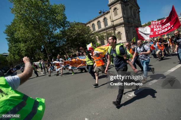 Union railway protestes march towards the Monparnasse tren station, in Paris, France, on May 7, 2018.