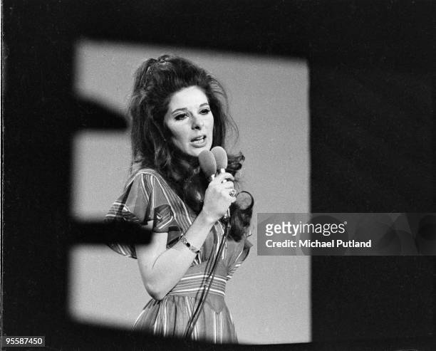American singer-songwriter Bobbie Gentry performs on the Young Generation show on BBC TV, London, 1st May 1970.