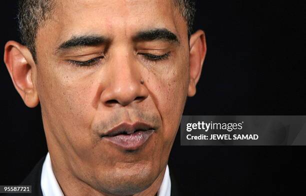 President Barack Obama makes a statement at the Marine Corp Base in Kaneohe, Hawaii, December 28, 2009 on a failed bid to blow up a US-bound...