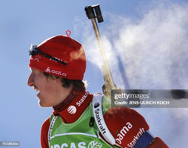 Norway's Lars Berger takes part in a training session in the eastern German town of Oberhof on January 5, 2010 ahead of the IBU World Cup Biathlon...