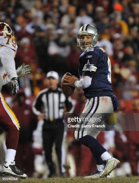 Tony Romo of the Dallas Cowboys passes during the game against the Washington Redskins at FedExField on December 27, 2009 in Landover, Maryland. The...