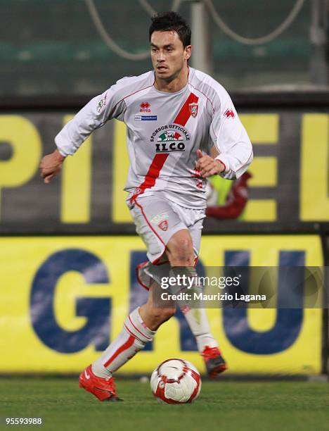 Mauricio Ricardo Ferrera Pinilla of US Grosseto is shown in action during the Serie B match between Reggina and Grosseto at Stadio Oreste Granillo on...