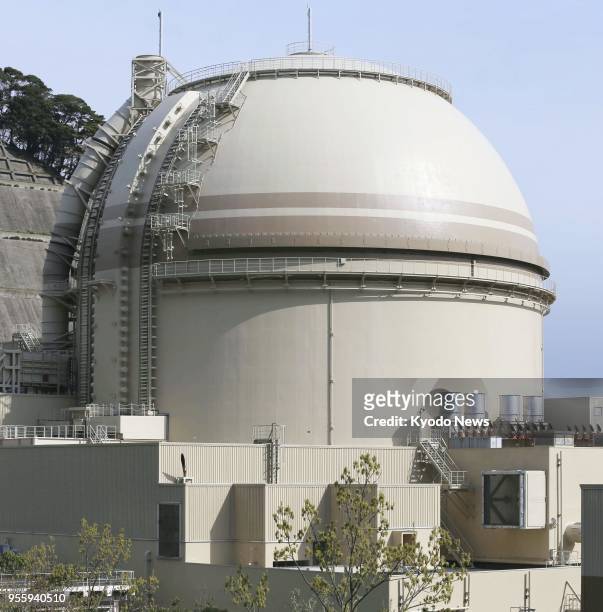 Photo taken on April 8 shows the No. 4 reactor at Kansai Electric Power Co.'s Oi nuclear plant in Oi, Fukui Prefecture. The utility said on May 8,...