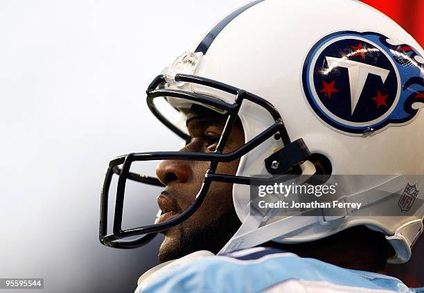 Vince Young of the Tennessee Titans plays against the Seattle Seahawks at Qwest Field on January 3, 2010 in Seattle, Washington.