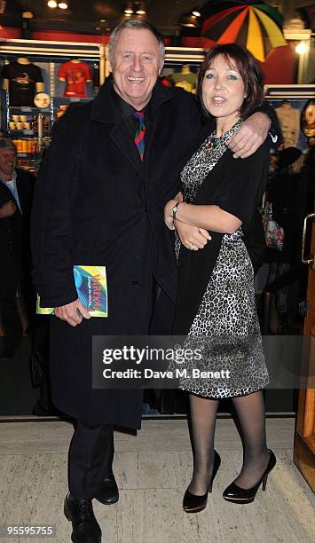 Television presenter Chris Tarrant and Jane Bird arrive at Cirque du Soleil's Varekai gala opening night at the Royal Albert Hall January 5, 2009 in...