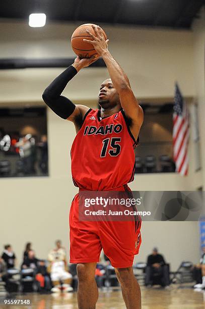 Sundiata Gaines of the Idaho Stampede shoots during the D-League game against the Bakersfield Jam on December 19, 2009 at Jam Events Center in...