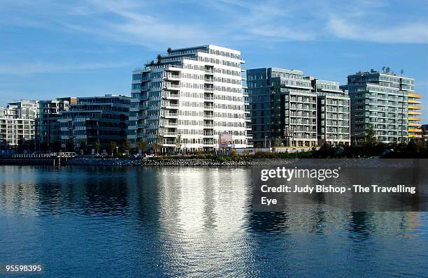 winter olympic athletes' village - judy winter stock-fotos und bilder