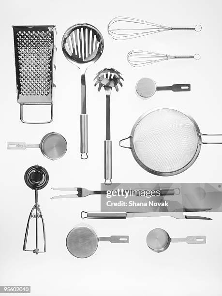 kitchen tools on white background - cooking utensil stockfoto's en -beelden