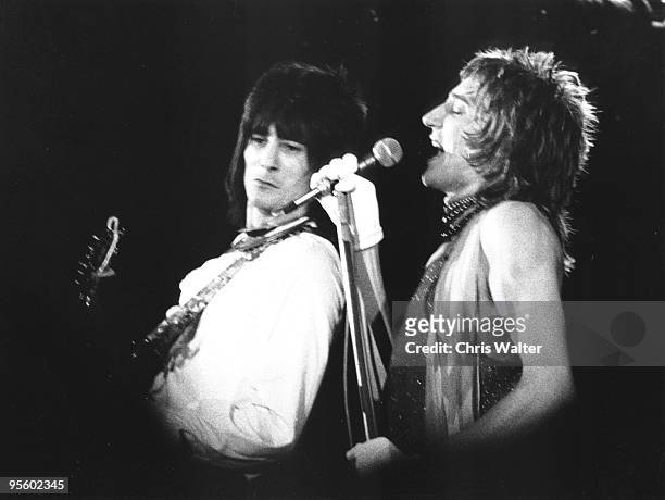 Rod Stewart 1973 with Ron Wood in The Faces