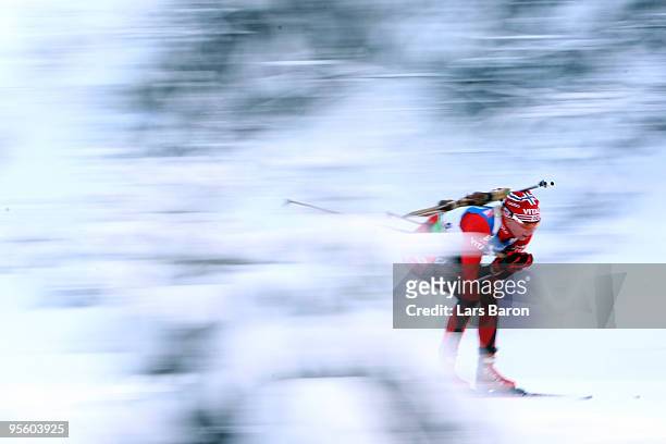 Ann Kristin Flatland of Norway competes during the Women's 4 x 6km Relay in the e.on Ruhrgas IBU Biathlon World Cup on January 6, 2010 in Oberhof,...