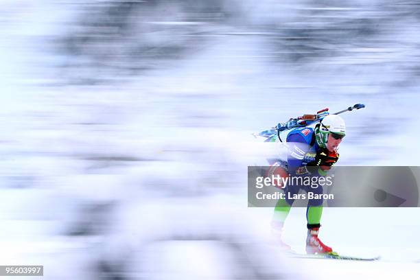 Teja Gregorin of Slovenia competes during the Women's 4 x 6km Relay in the e.on Ruhrgas IBU Biathlon World Cup on January 6, 2010 in Oberhof, Germany.