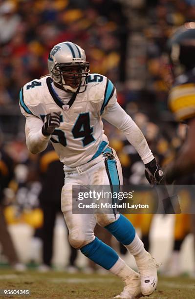 Will Witherspoon in postion of the Carolina Panthers looks on during a NFL football game against the Pittsburgh Steelers on December 15, 2002 at...