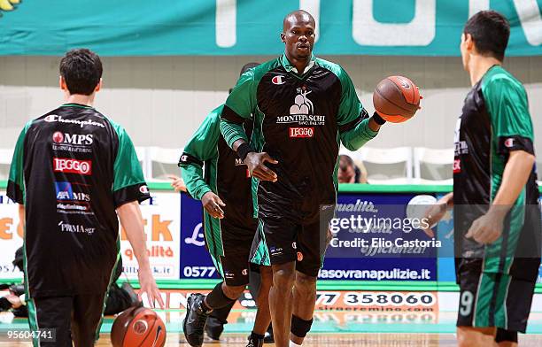 Benjamin Eze, #8 of Montepaschi Siena wams up before the tip off during the Euroleague Basketball Regular Season 2009-2010 Game Day 9 between...