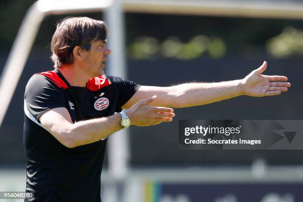 Coach Phillip Cocu of PSV during the Training PSV at the De Herdgang on May 8, 2018 in Eindhoven Netherlands