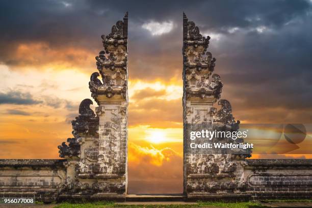 gate to heaven,pura lempuyang temple,bali,indonesia - heaven stairs stock pictures, royalty-free photos & images