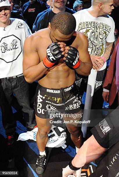 Fighter Rashad Evans gets prepared to enter the octagon for his fight against UFC fighter Thiago Silva during their non title Light Heavyweight fight...