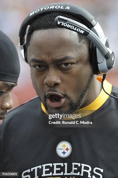 Head Coach Mike Tomlin of the Pittsburgh Steelers talks during a NFL game against the Miami Dolphins at Land Shark Stadium on January 3, 2010 in...