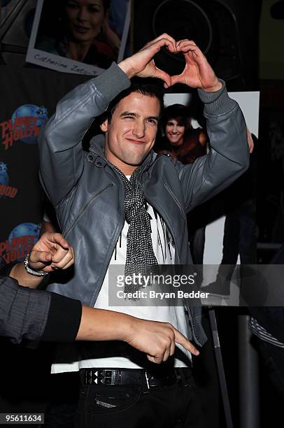 Actor Logan Henderson greets fans at Nickelodeon's BIG TIME RUSH screening at Planet Hollywood Times Square on January 6, 2010 in New York City. BIG...
