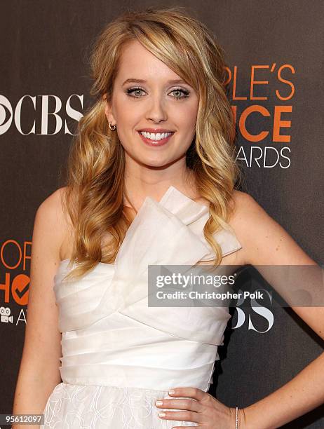 Actress Megan Park arrives at the People's Choice Awards 2010 held at Nokia Theatre L.A. Live on January 6, 2010 in Los Angeles, California.