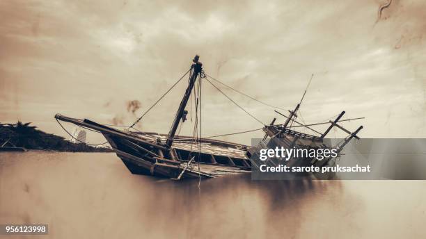 583 Sinking Sand Photos and Premium High Res Pictures - Getty Images 583 Sinking Sand Photos and Premium High Res Pictures - Getty Images